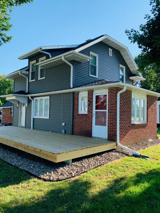 Photo - 1502 Sugar Grove Ave