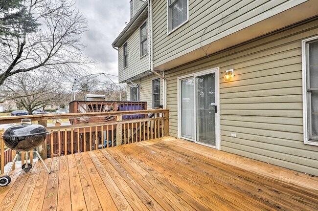 Photo - 4 Regalwood Terrace