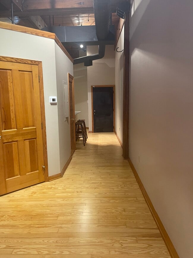 Photo - 230 W Tazewell St Unit 105