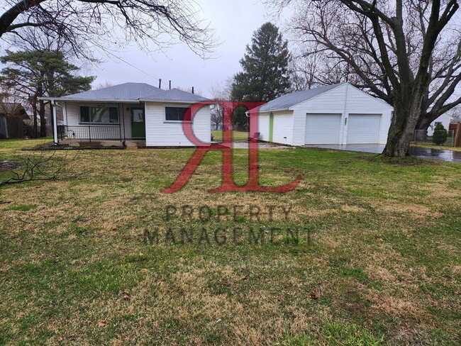 Photo - 2436 Charlemagne St