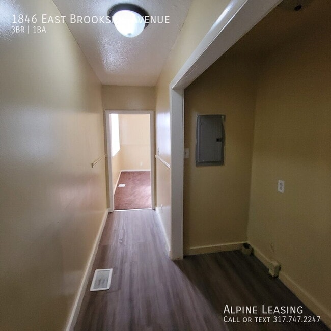 Photo - 1846 E Brookside Ave