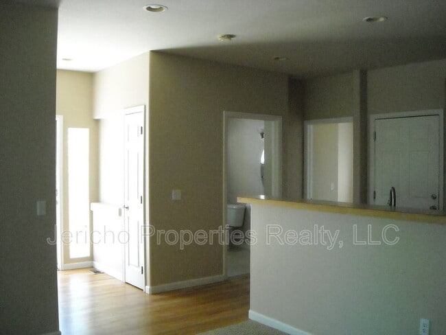 Photo - 5357 Balsam St Unit 102
