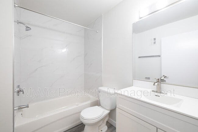 Photo - 9750-9782 82 Ave NW Unit Renovated Two-Bedroom