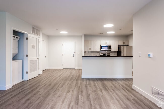 Interior Photo - The HIGHLAND Rental