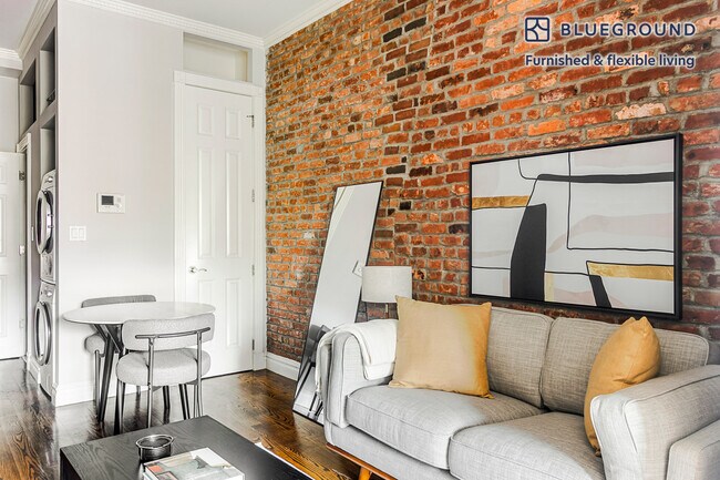 Photo - 234 W 14th St Unidad FL4-ID1951