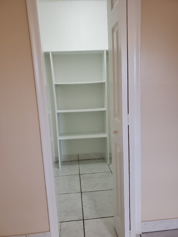Photo - 14 W 43rd St