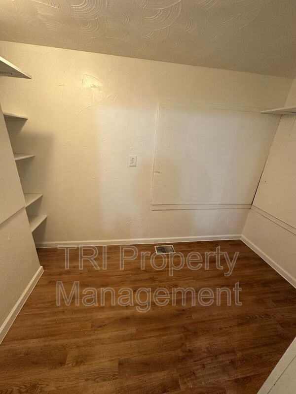 Photo - 1522 9th Ave