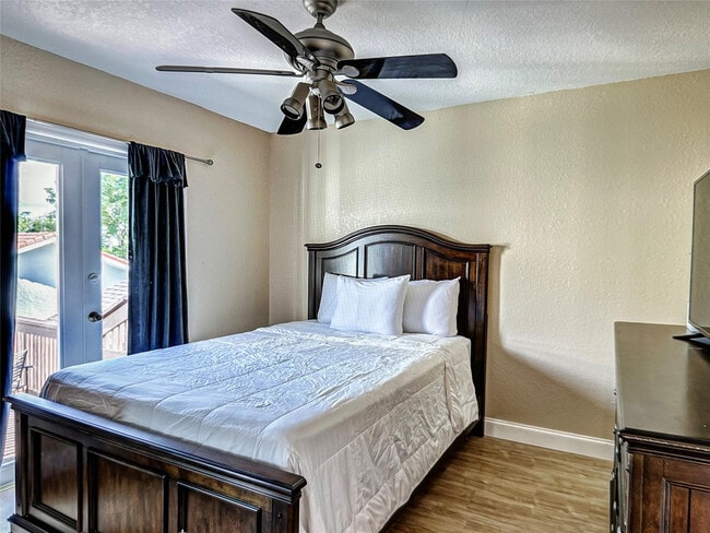 Photo - 141 Rutland Blvd