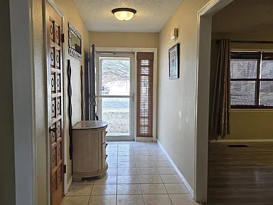 Photo - 906 Pearson Dr