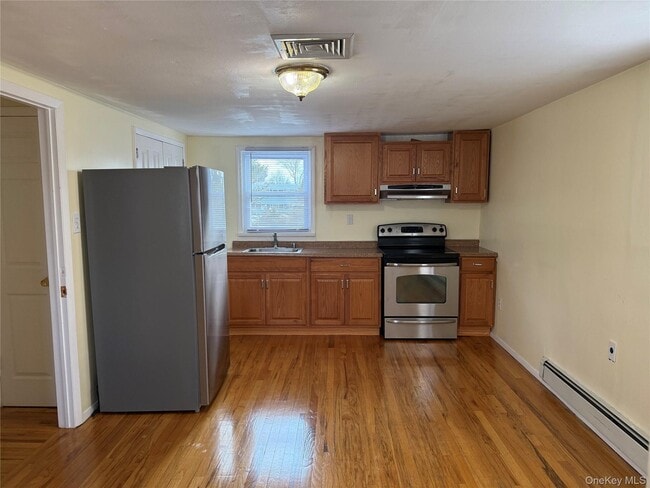 Photo - 10 W 23rd St