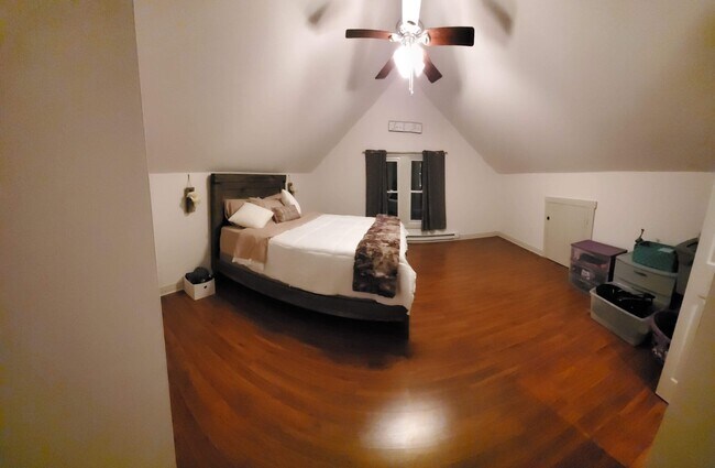 Photo - 202 E Horner St