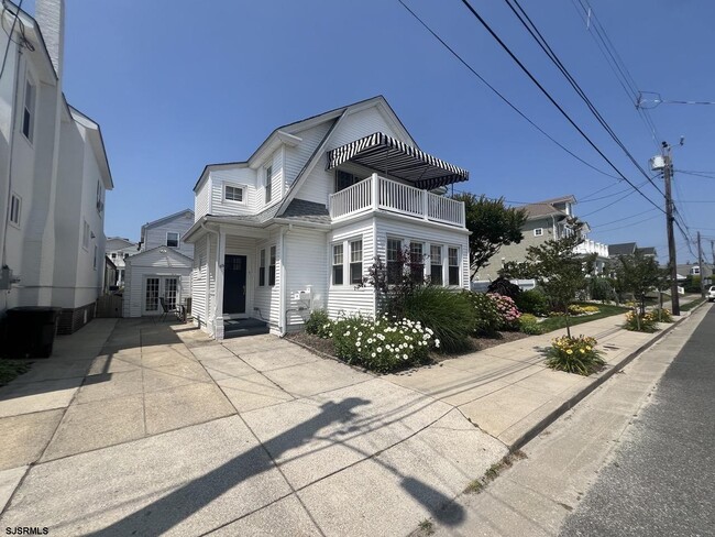 112 N Belmont Ave