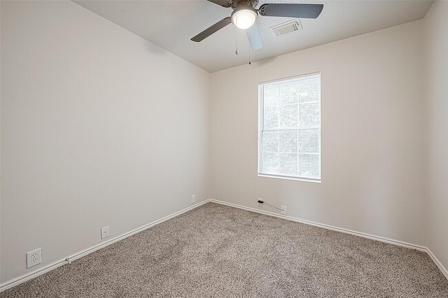 Photo - 23814 Single Oak St