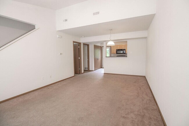 Photo - 2119 N Ballenger Ln