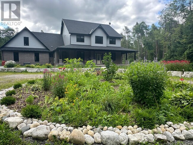 Photo - 9031 Sideroad 17