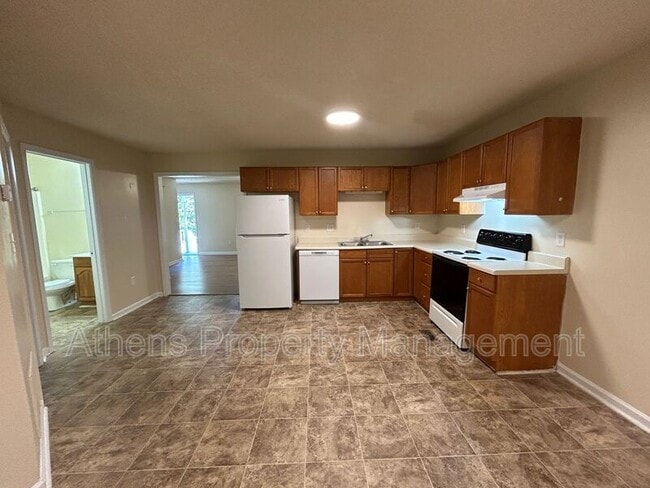 Photo - 1804 Cedar Shoals Dr Rental