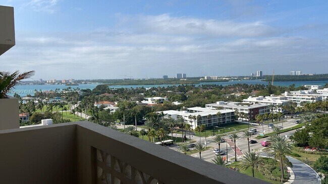 Building Photo - 10185 Collins Ave Unit 1402 Rental