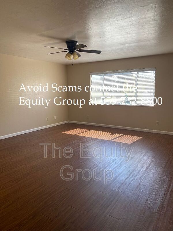 Photo - 693 S Laspina St