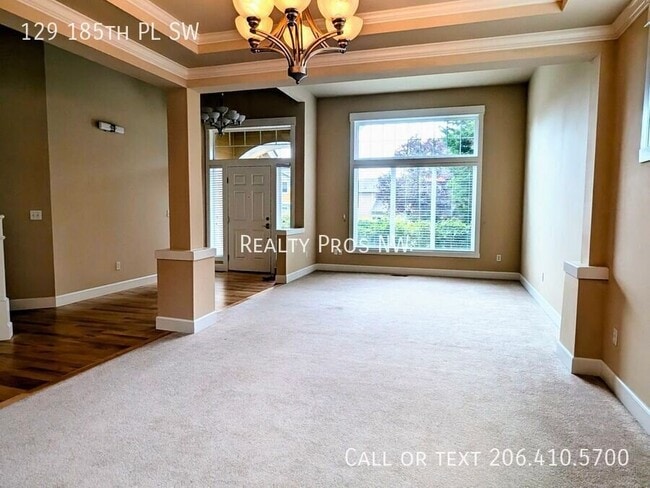 Photo - 129 185th Pl SW