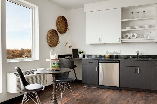 Rym Apartments