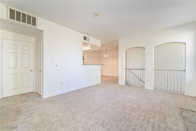 Photo - 8555 W Russell Rd Unit 2011