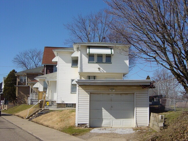 Photo - 803 19th St NW