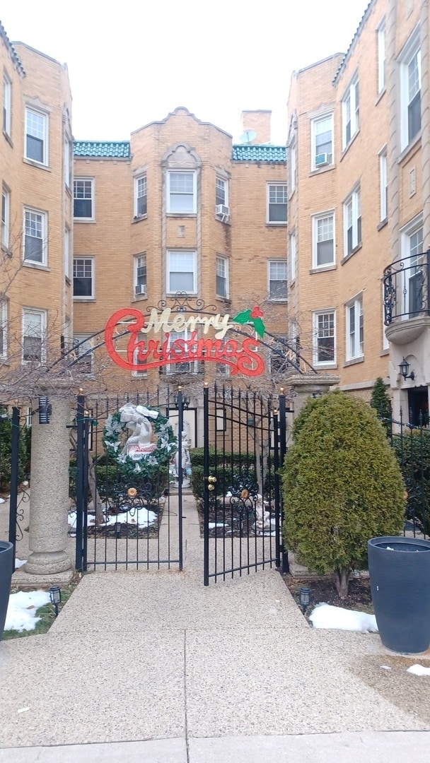 Building Photo - 5132 W 21st St Unit 2S