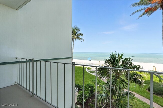 Photo - 2011 Gulf Shore Blvd N Unidad 26