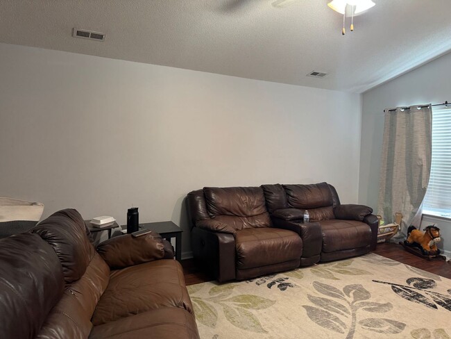 Photo - Nice Home in New Bern