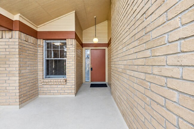 Photo - 12047 Plumpoint Dr