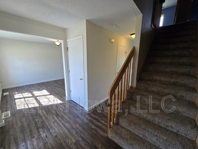 Photo - 1138 White Ivy Pl NE