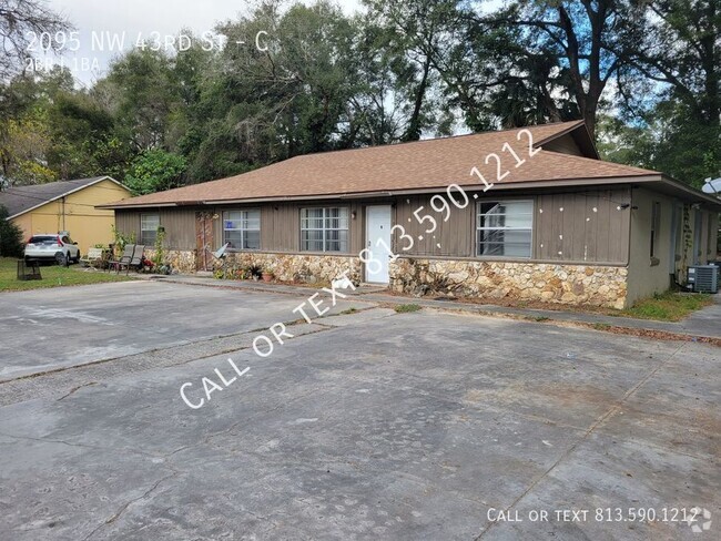 Building Photo - Beautifully renovated Ocala Apartment Unit C