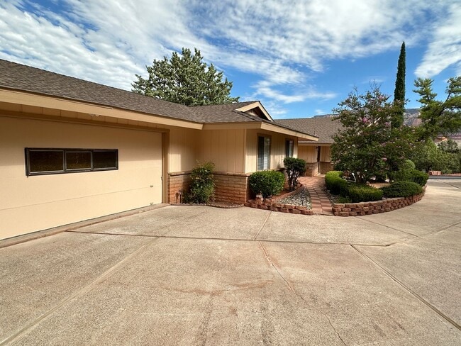 Photo - HOUSE - SEDONA - ROLLING HILLS ESTATES
