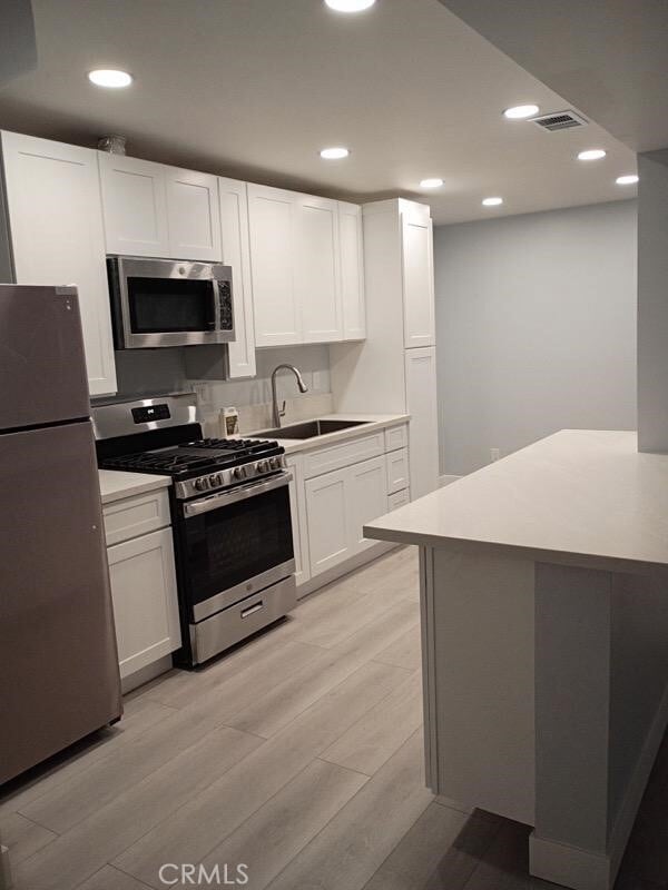 Photo - 910 E Harvard St