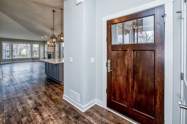 Photo - 5295 Upland Ln N