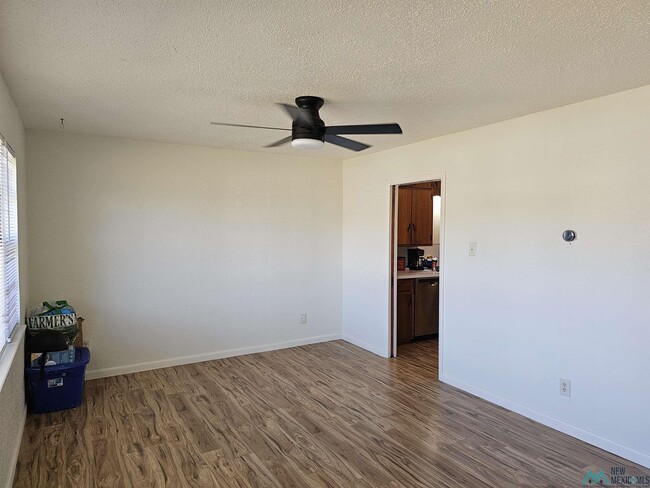 Photo - 217 W University Dr