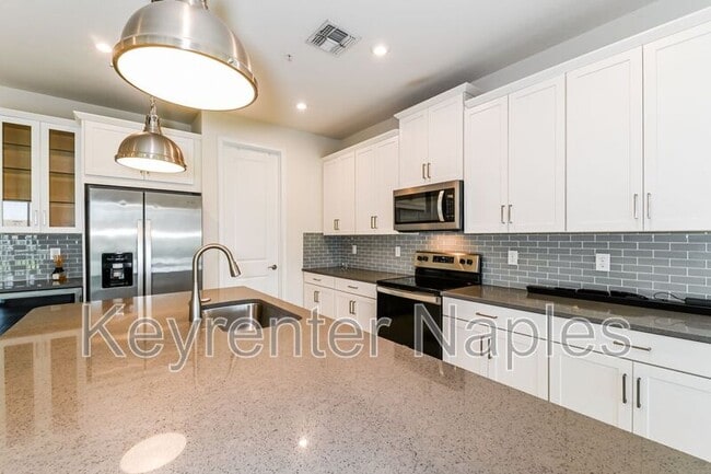 Photo - 4721 Arboretum Cir