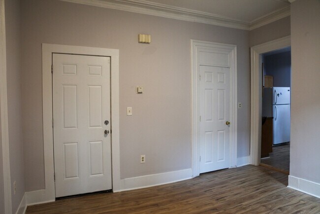 Photo - 43 Clifford St Unit 1