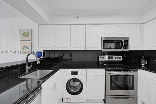 Photo - 2501 S Ocean Dr Unit 905 (available Oct 2)