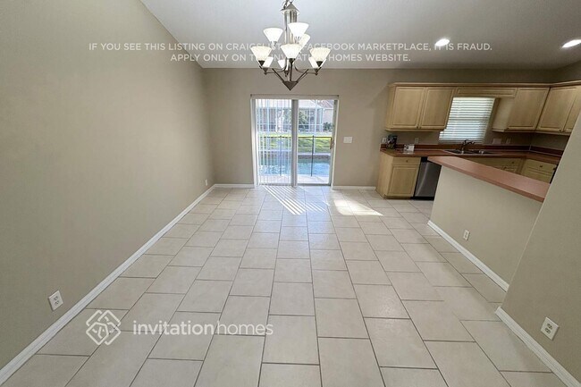 Photo - 5915 32nd St E