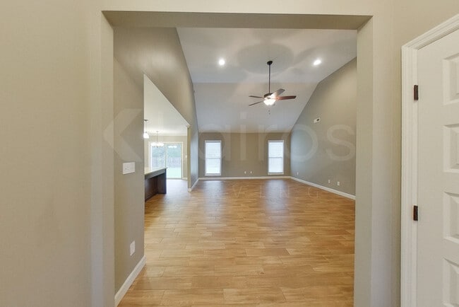 Photo - 94 Old Orchard Rd