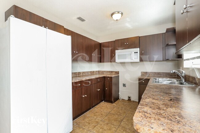 Photo - 6532 Eaton St