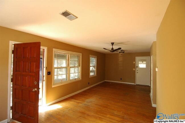 Photo - 4110 Broyles Ave SW