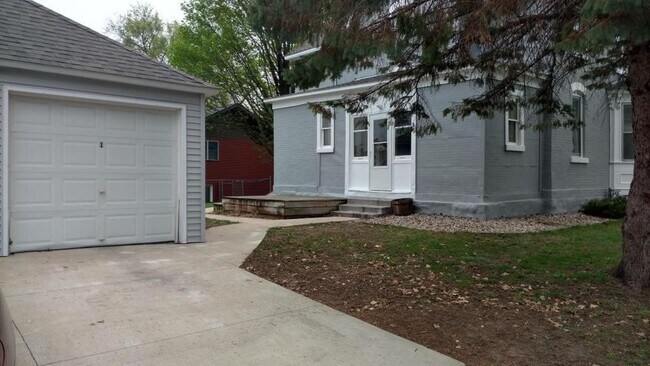 Photo - 1104 N 5th St Unit 3 Bed