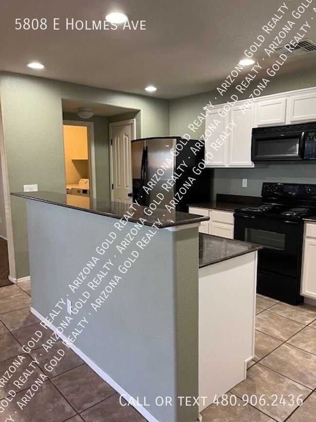 Photo - 5808 E Holmes Ave
