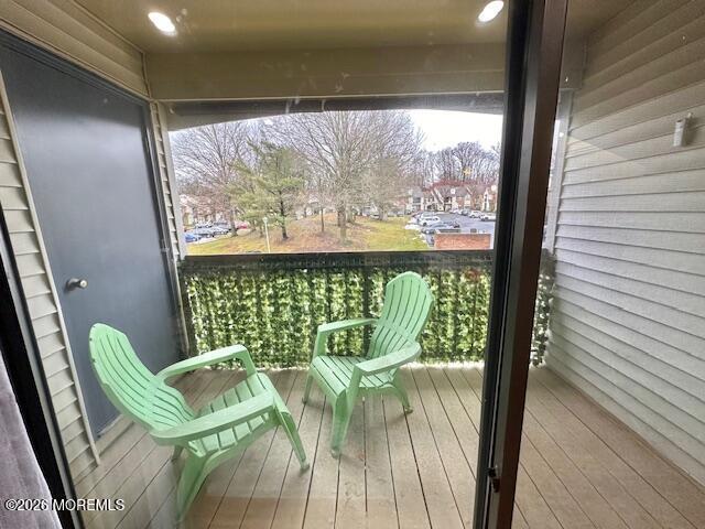 Photo - 211 Sunshine Ct