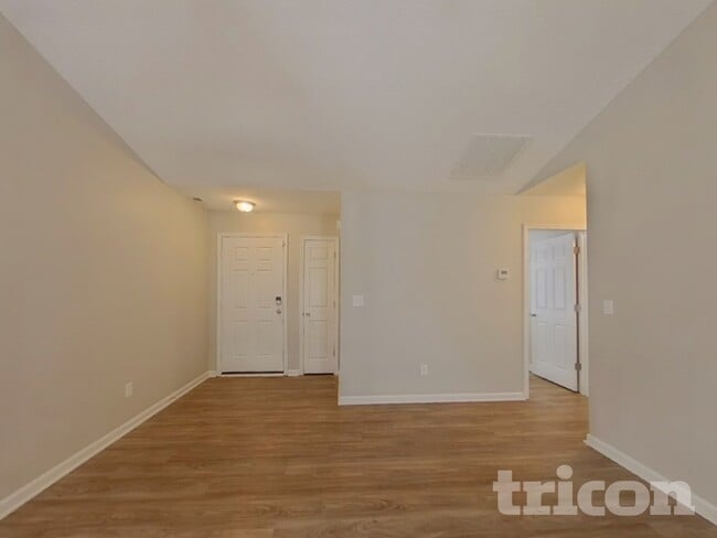 Photo - 7112 Rumple Rd