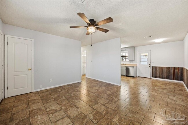 Photo - 5135 Nekole Dr