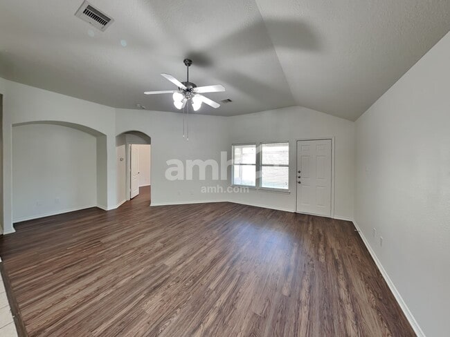 Photo - 21515 Rose Mill Dr