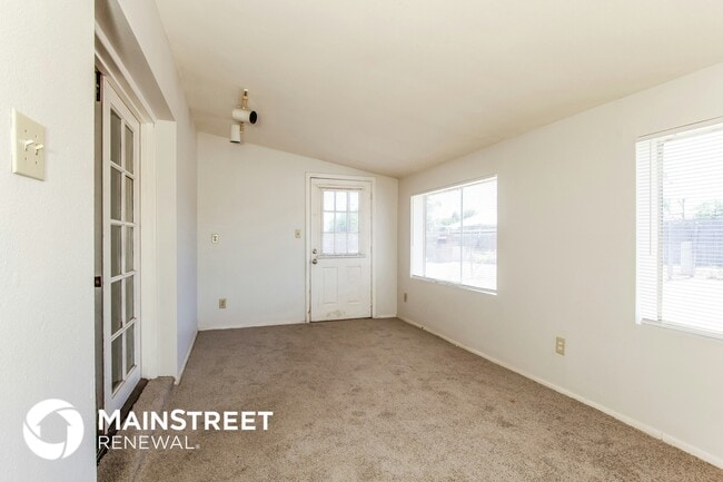 2141 W Pecan Rd